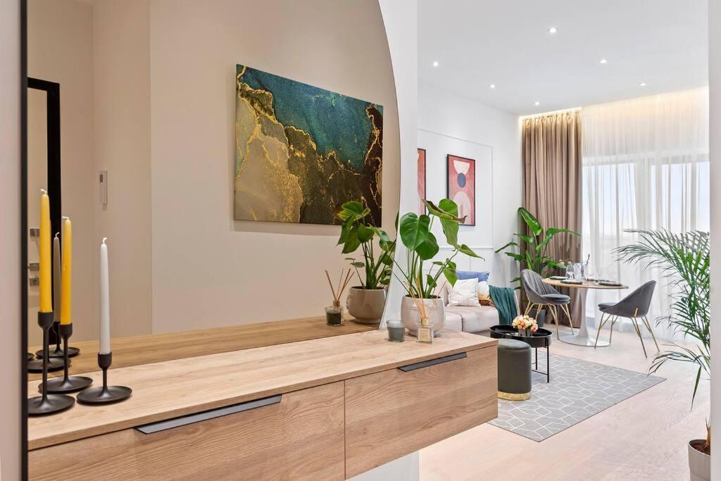 Floreasca Apartament On Business Centre ブカレスト エクステリア 写真