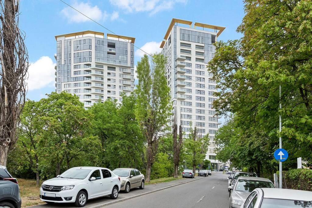 Floreasca Apartament On Business Centre ブカレスト エクステリア 写真