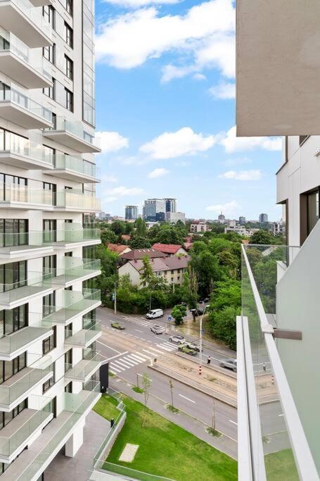 Floreasca Apartament On Business Centre ブカレスト エクステリア 写真