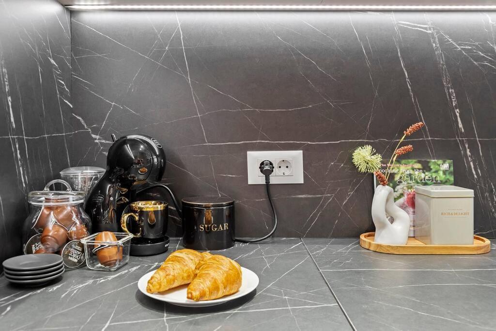 Floreasca Apartament On Business Centre ブカレスト エクステリア 写真