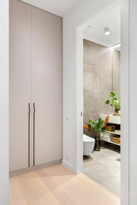 Floreasca Apartament On Business Centre ブカレスト エクステリア 写真