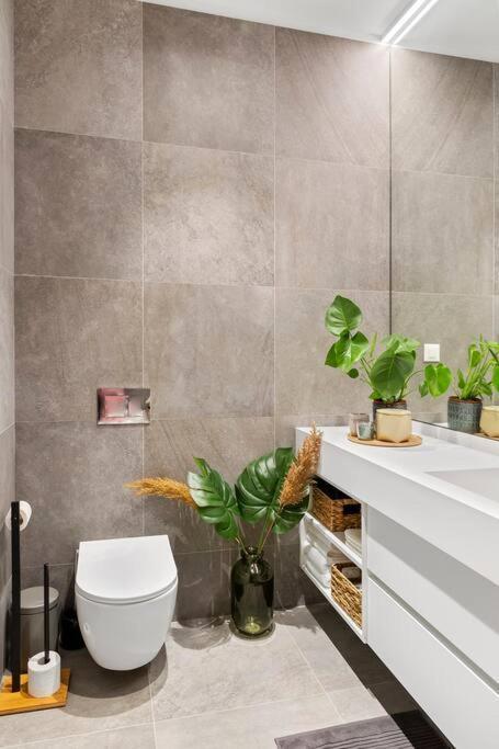 Floreasca Apartament On Business Centre ブカレスト エクステリア 写真